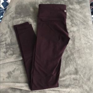 Purple Lululemon Wunder Under 28”